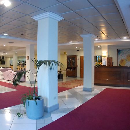Hotel V7 San Giovanni Rotondo Exterior foto